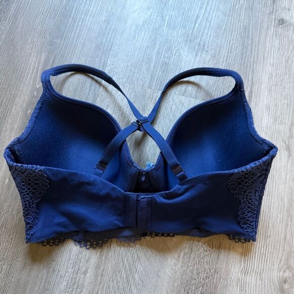 Victoria’s Secret Body By Victoria Bra Lined Demi 34DD Navy - Picture 6 of 6